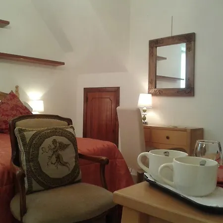 Lucrezia Accomodations Vernazza