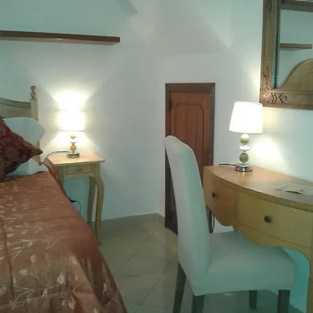 Lucrezia Accomodations Vernazza